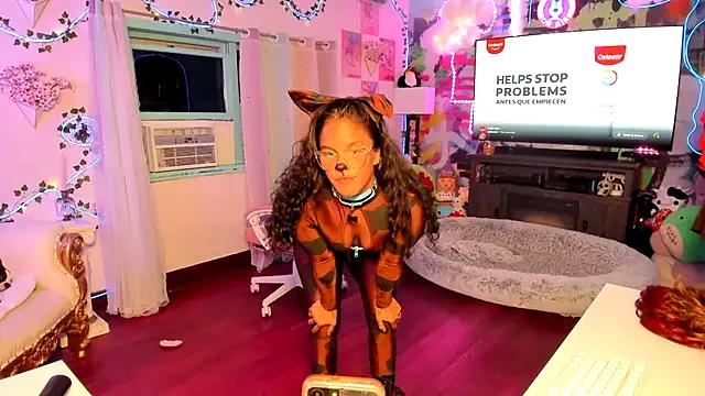 Nikki_Torres from StripChat