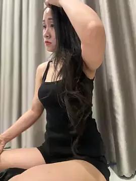 NikkiNi from StripChat