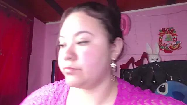 NikkiRous_ from StripChat
