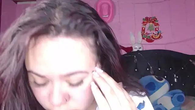 NikkiRous_ from StripChat