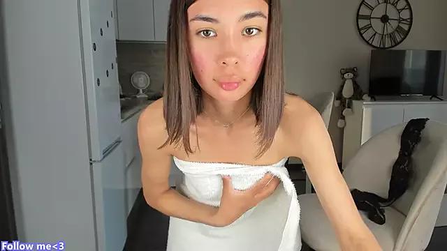 nilliluv from StripChat