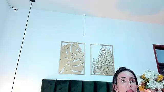 Nina_Cavaali from StripChat
