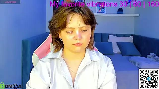 Try our streaming cams variety and talk on a personal level with our adorable girls streamers, showing off their bountiful shapes and dildos.