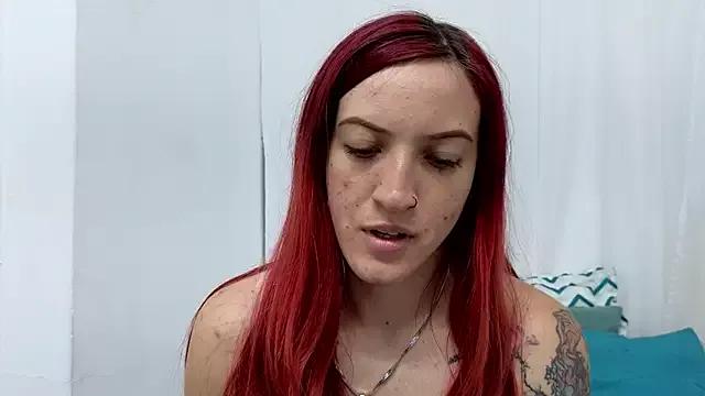 ninaa_fox from StripChat