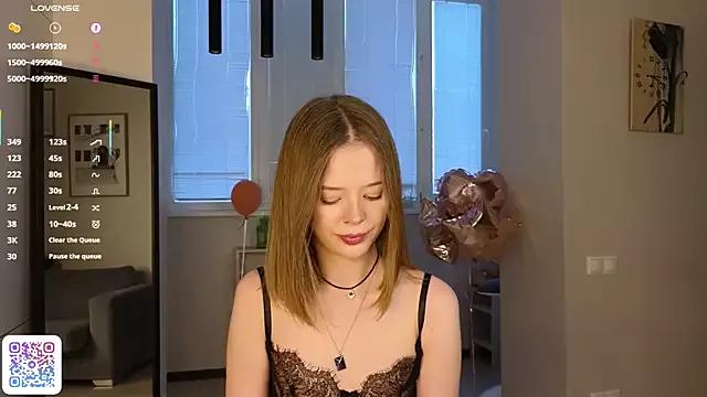NinaCoxn from StripChat