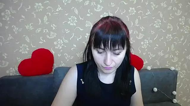 NinaFlawlees from StripChat