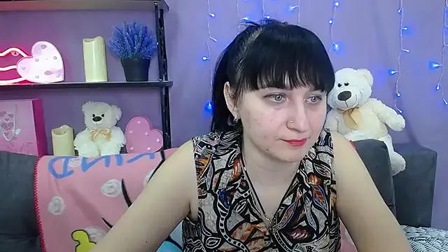 NinaFlawlees from StripChat