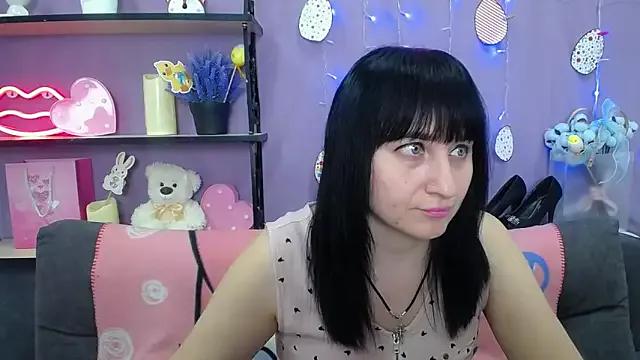 NinaFlawlees from StripChat