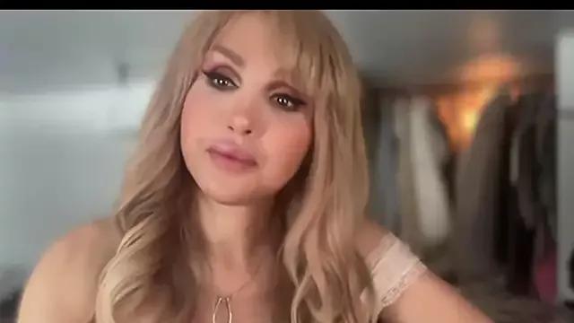 NinaRabbit from StripChat