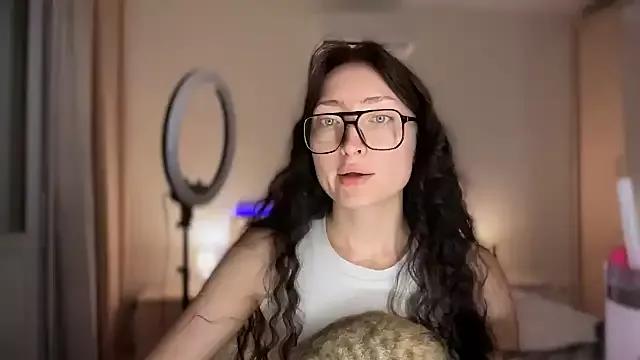 Try our streaming cams variety and talk on a personal level with our adorable girls streamers, showing off their bountiful shapes and dildos.