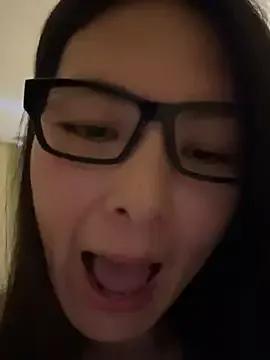 Ninazhang from StripChat