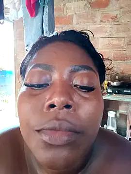 nini-will from StripChat is Freechat