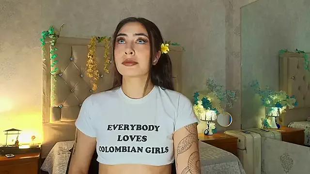 Try our streaming cams variety and talk on a personal level with our adorable girls streamers, showing off their bountiful shapes and dildos.