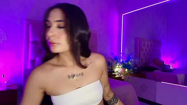 Try our streaming cams variety and talk on a personal level with our adorable girls streamers, showing off their bountiful shapes and dildos.