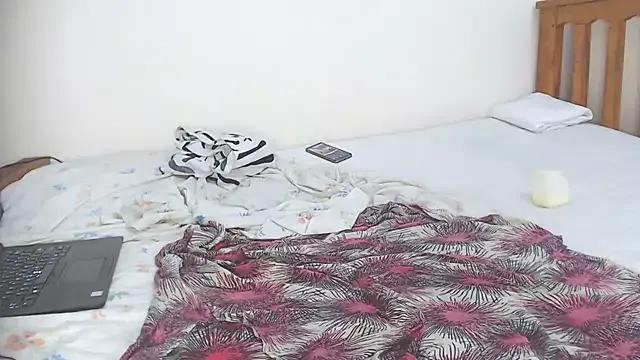 Ninna_bellah from StripChat