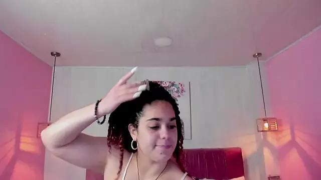 ninna_curly from StripChat