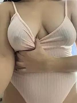 Ninnfa from StripChat