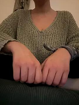 Nisaaa20003 from StripChat is Freechat