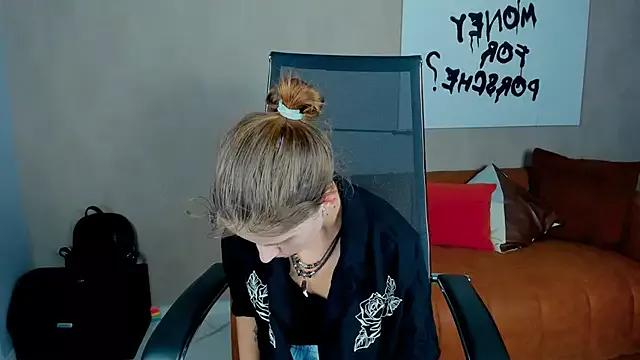 NitaNihil from StripChat is Freechat