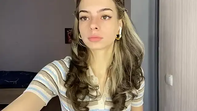 NKaaCroos on StripChat 