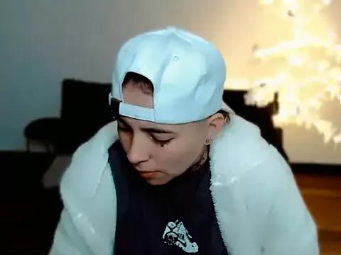 noah_martinii from StripChat is Freechat