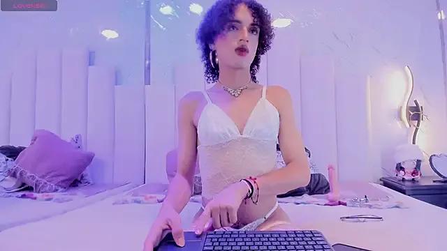 Try our streaming cams variety and talk on a personal level with our adorable girls streamers, showing off their bountiful shapes and dildos.