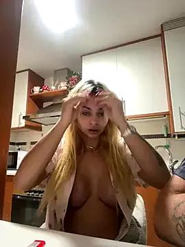 Noeliagglow from StripChat is Freechat