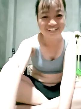 Noelle-e from StripChat is Freechat