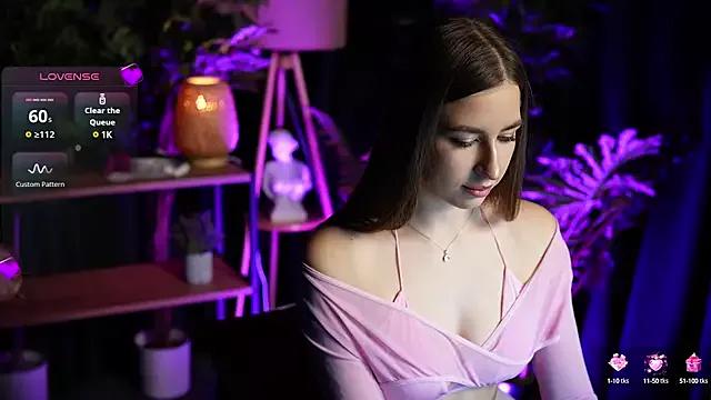 Try our streaming cams variety and talk on a personal level with our adorable girls streamers, showing off their bountiful shapes and dildos.