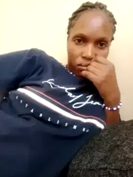 Nonelela from StripChat