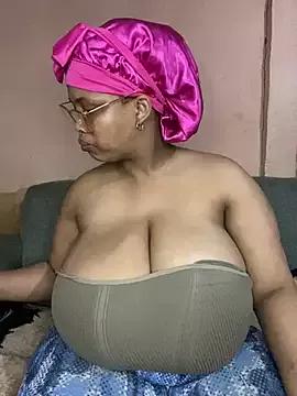 NonoGotBoobies from StripChat