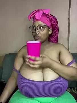 NonoGotBoobies from StripChat