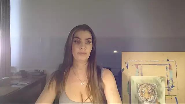 NoNudeElie from StripChat