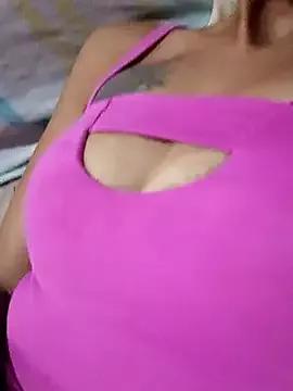 Novaes-3 from StripChat is Freechat