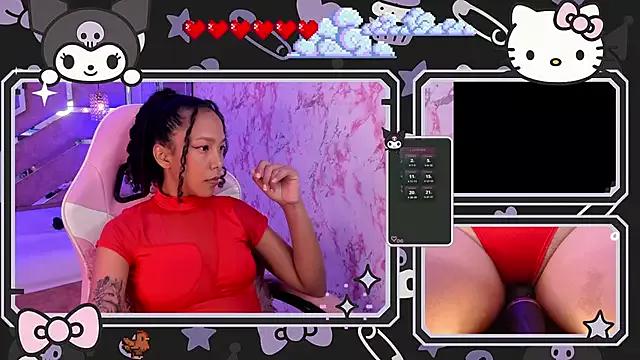NovaLyn from StripChat is Freechat