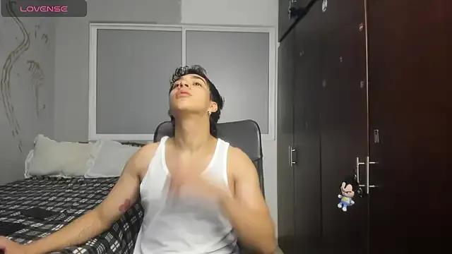 Noxx_starkK from StripChat