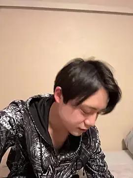 nunnun00 from StripChat