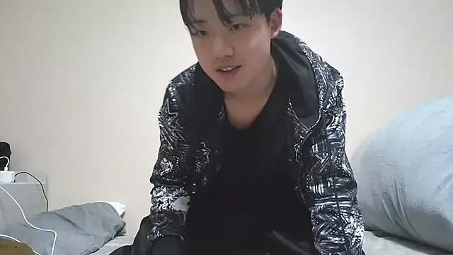 nunnun00 from StripChat