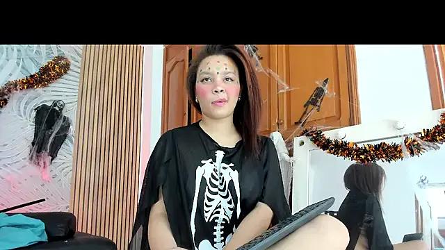 NuovaStella from StripChat is Freechat