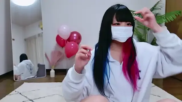 Nyan_love_ch on StripChat 