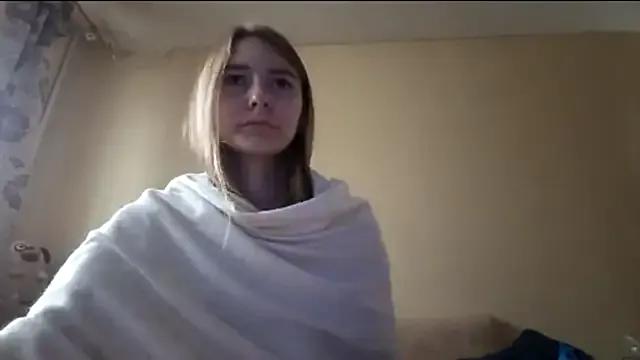 Nymera_flare from StripChat is Freechat