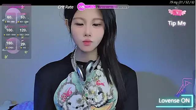 O0_0Q from StripChat