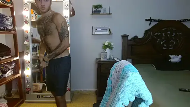 ocean_boy from StripChat is Freechat