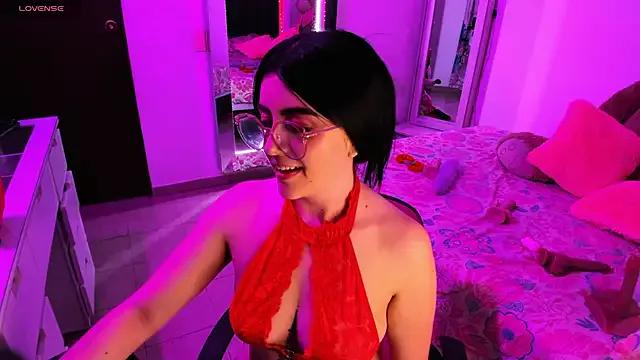 Try our streaming cams variety and talk on a personal level with our adorable girls streamers, showing off their bountiful shapes and dildos.