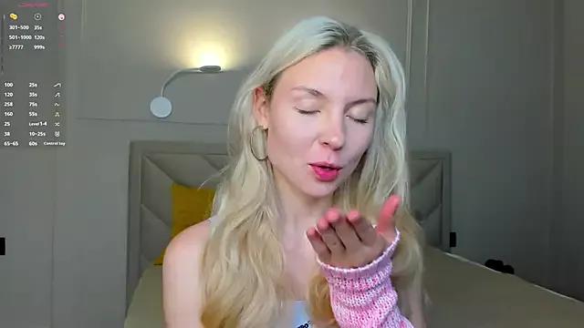 Try our streaming cams variety and talk on a personal level with our adorable girls streamers, showing off their bountiful shapes and dildos.