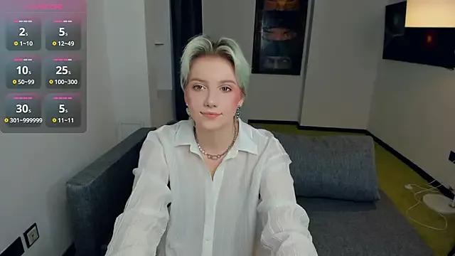 Try our streaming cams variety and talk on a personal level with our adorable girls streamers, showing off their bountiful shapes and dildos.