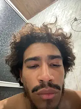 OfficialMineirinho from StripChat