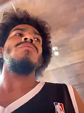 OfficialMineirinho from StripChat