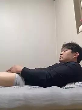 offwhite777 from StripChat