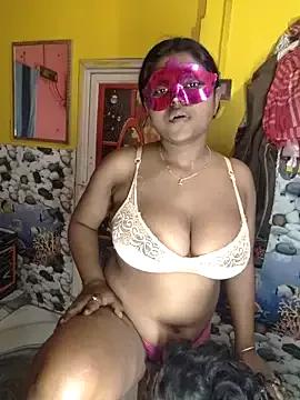 Ohh_beb from StripChat